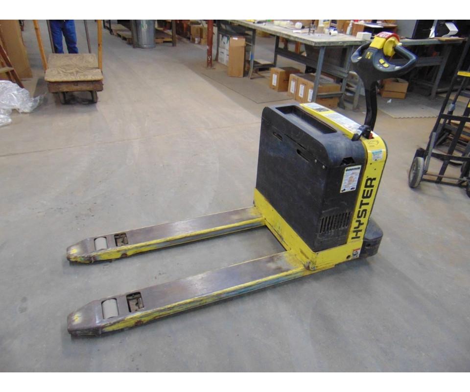 Hardware Distributor Liquidation Auction