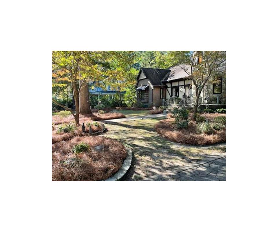 Custom Built Home in Keith Hills!