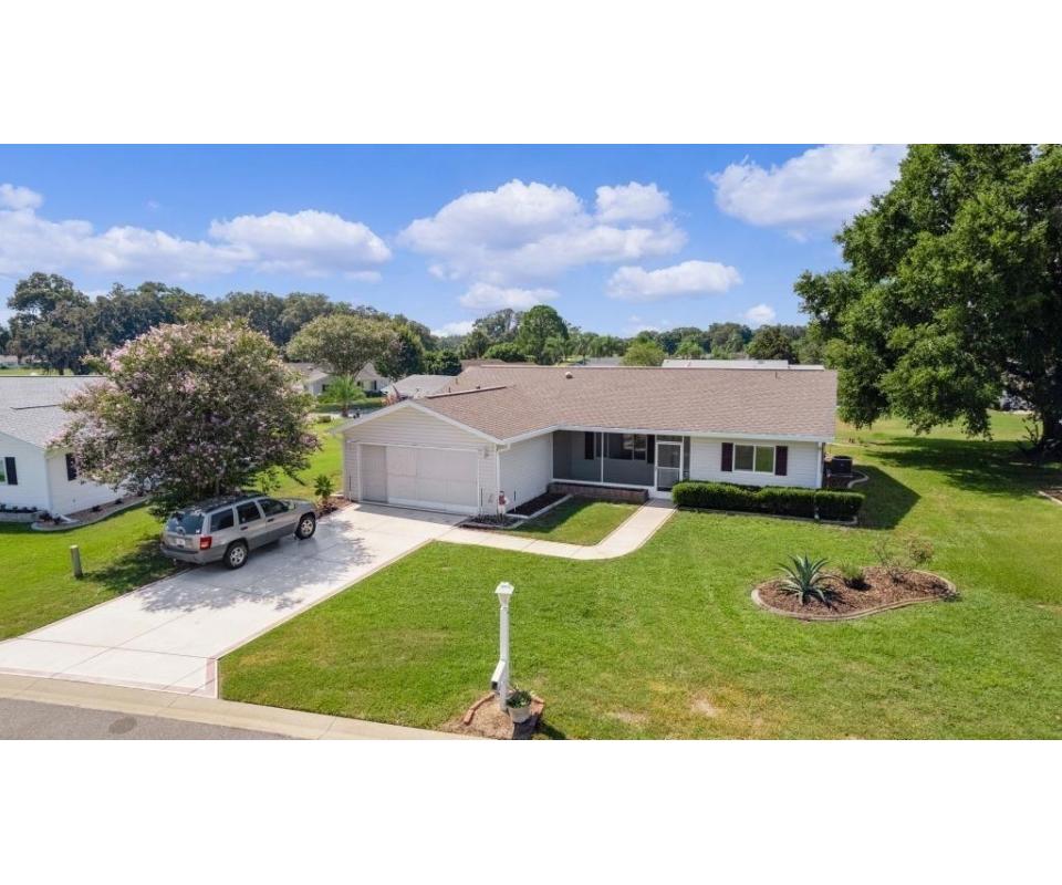 3/2 Home in Spruce Creek South Auction Summerfield, FL