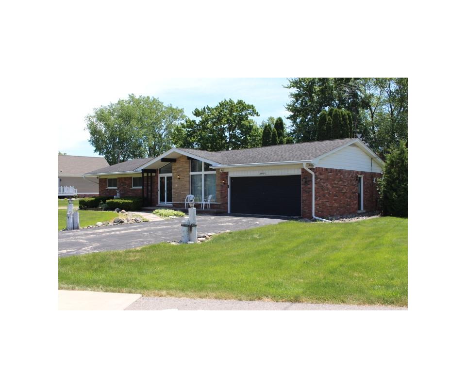 The Eldon Earl Saunders Revocable Living Trust Estate & Real Estate