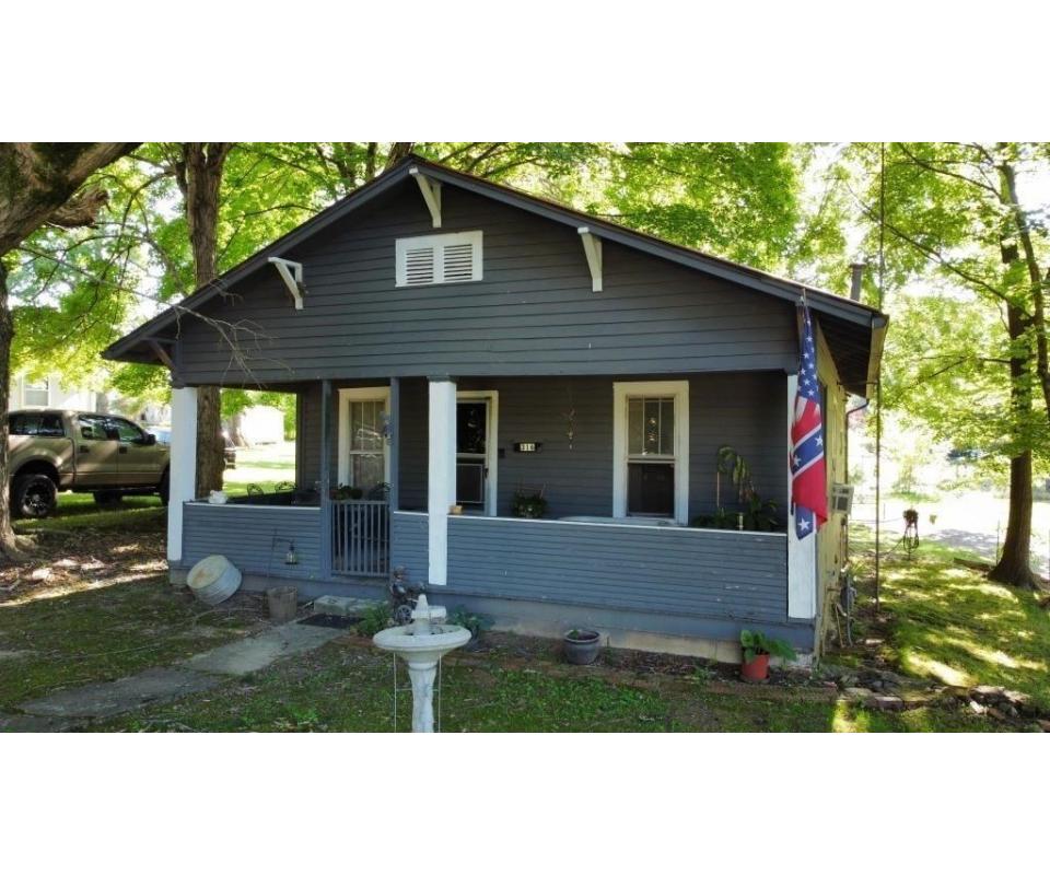 Real Estate Auction in Etowah, TN