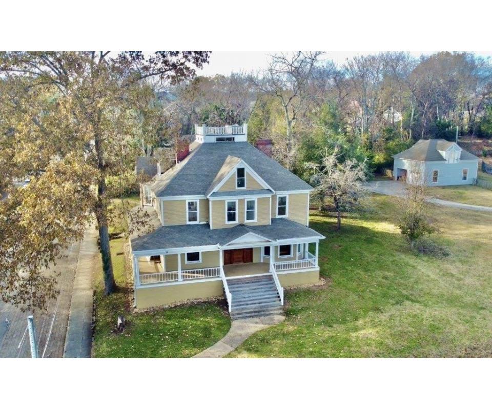 Historic Home Real Estate Auction of Knoxville, TN