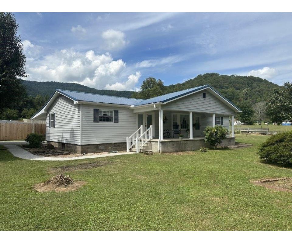 Elmore Family Real Estate Auction of Rocky Top, TN