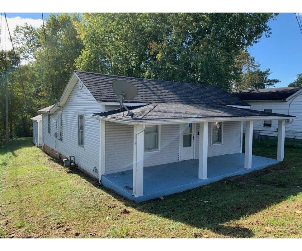 House and Lot 2120 Thomas St Ashland Ky