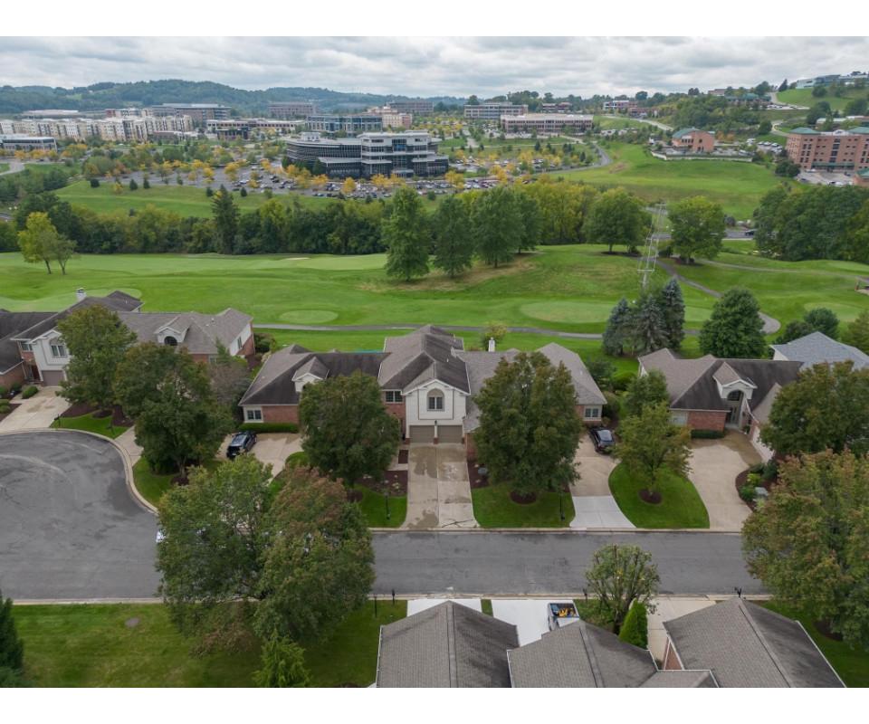 3 Bedroom Townhome on the Southpointe Golf Course