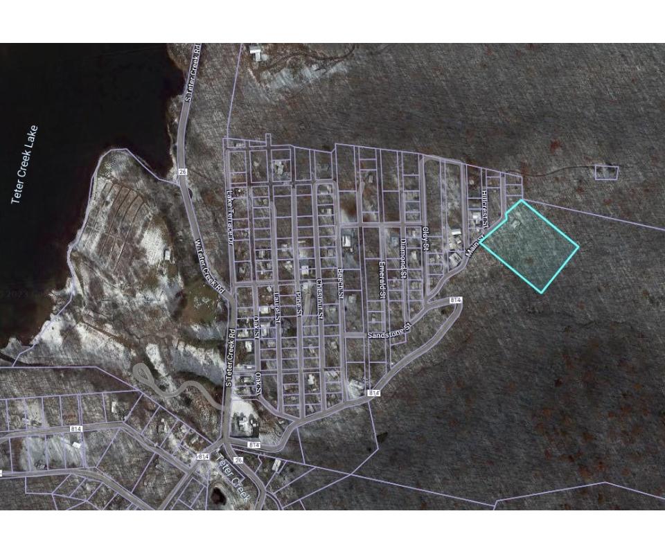 2.32 Acres Plus 2 Lots Near Teter Creek Lake