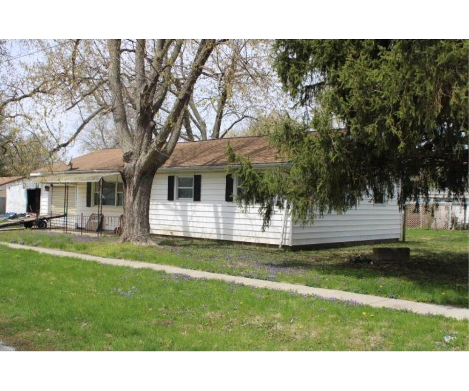 Divernon IL Online Real Estate 5/19 Ends 5/29/2022 630 P