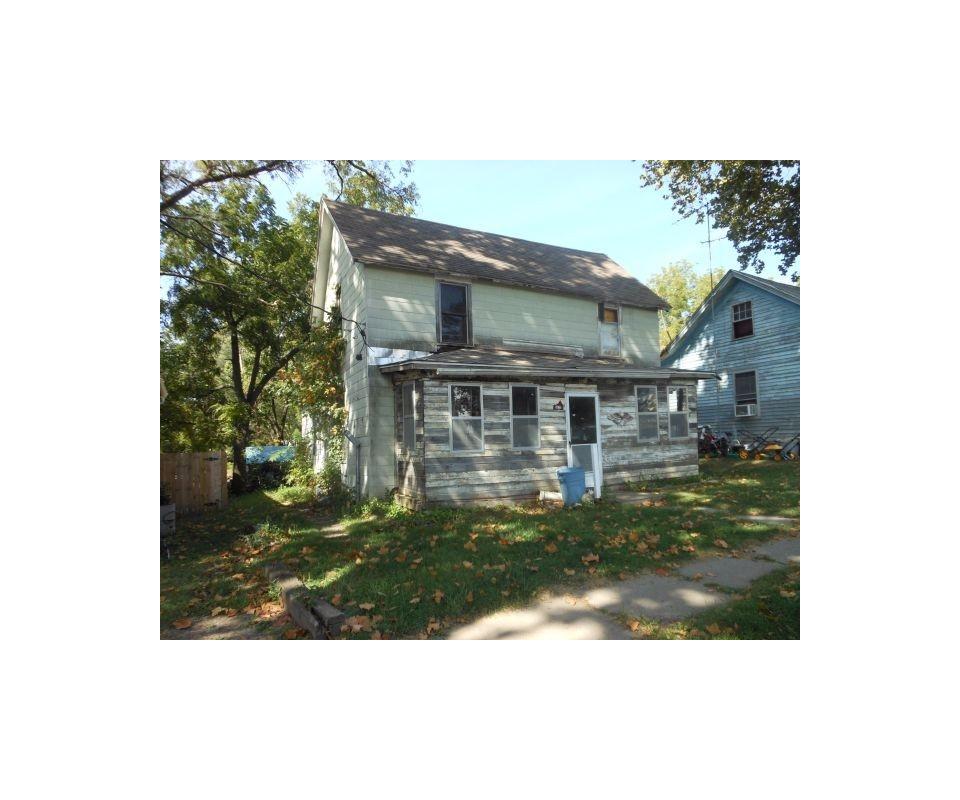 Burlington, Iowa Real Estate Auction