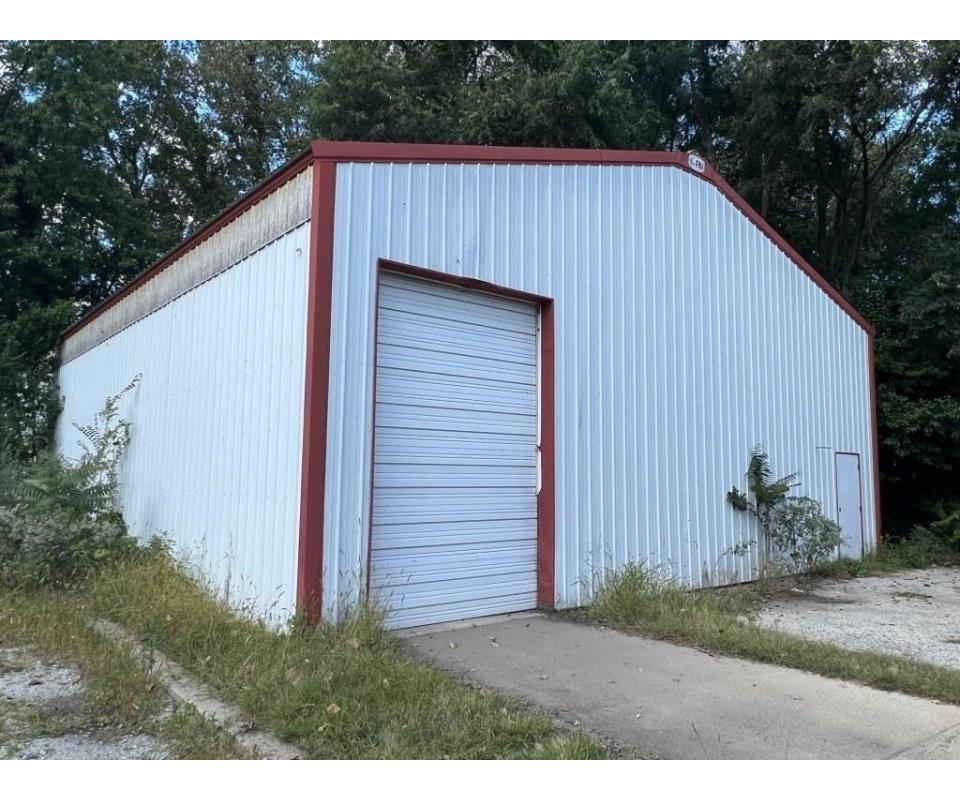 OLO Pole Barn Building and More Auction Valparaiso, IN