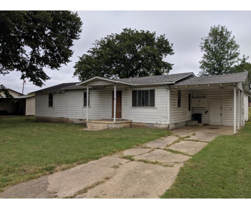 Auction / Houses To Be Moved