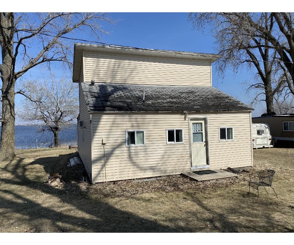 Lake Home Cottonwood Lake, SD