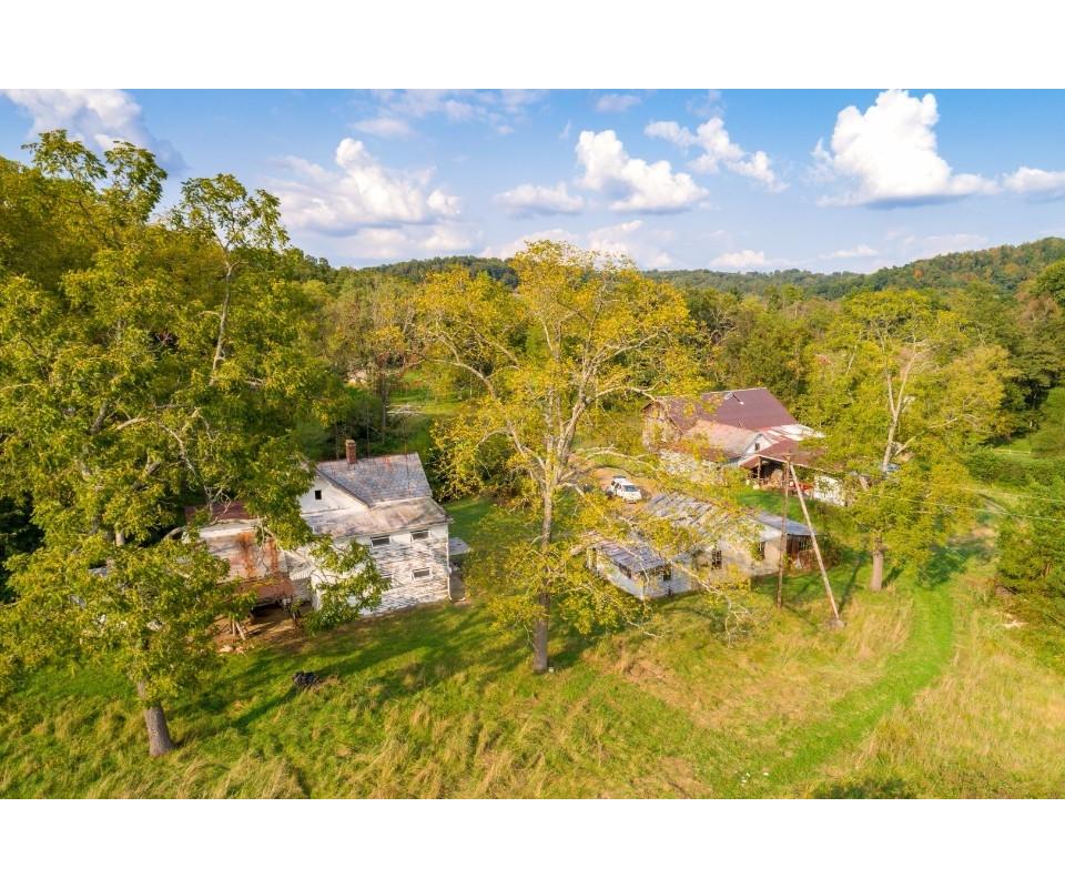 50 Acre Farm in Newark Auction