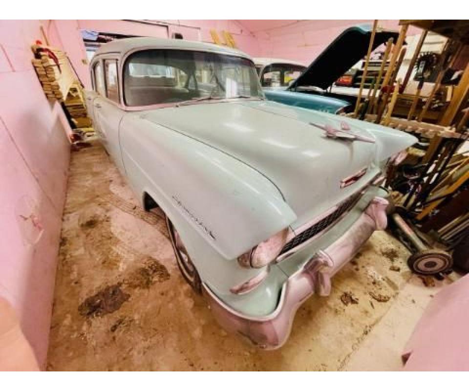 Glenwood Ave. Personal Property + (3) Classic Cars