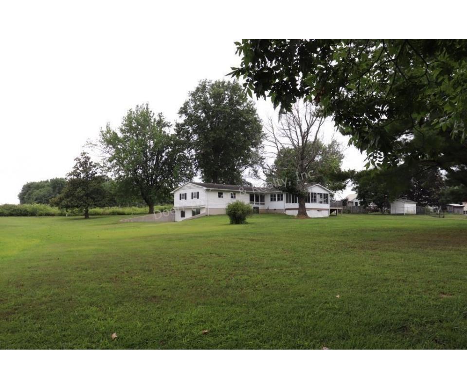 3130 Chautauqua Rd, Carbondale, IL