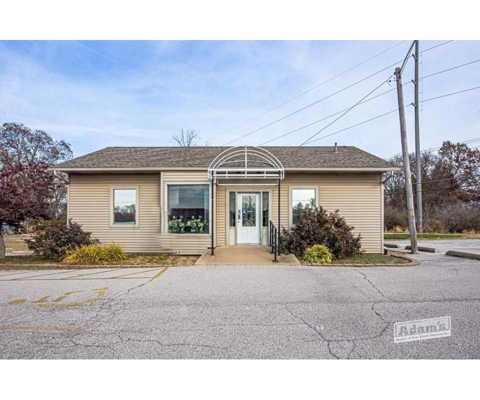 5501 & 5503 N Belt West, Belleville, IL 62226