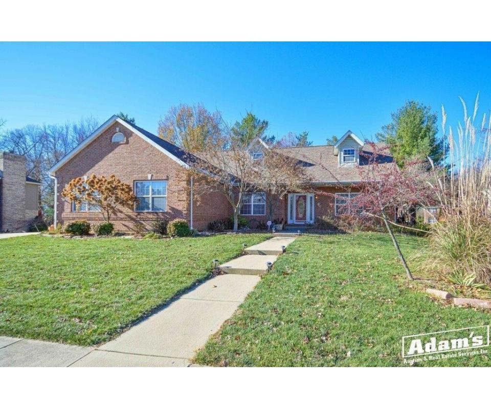 2921 Bridle Lane, Swansea, IL 62226