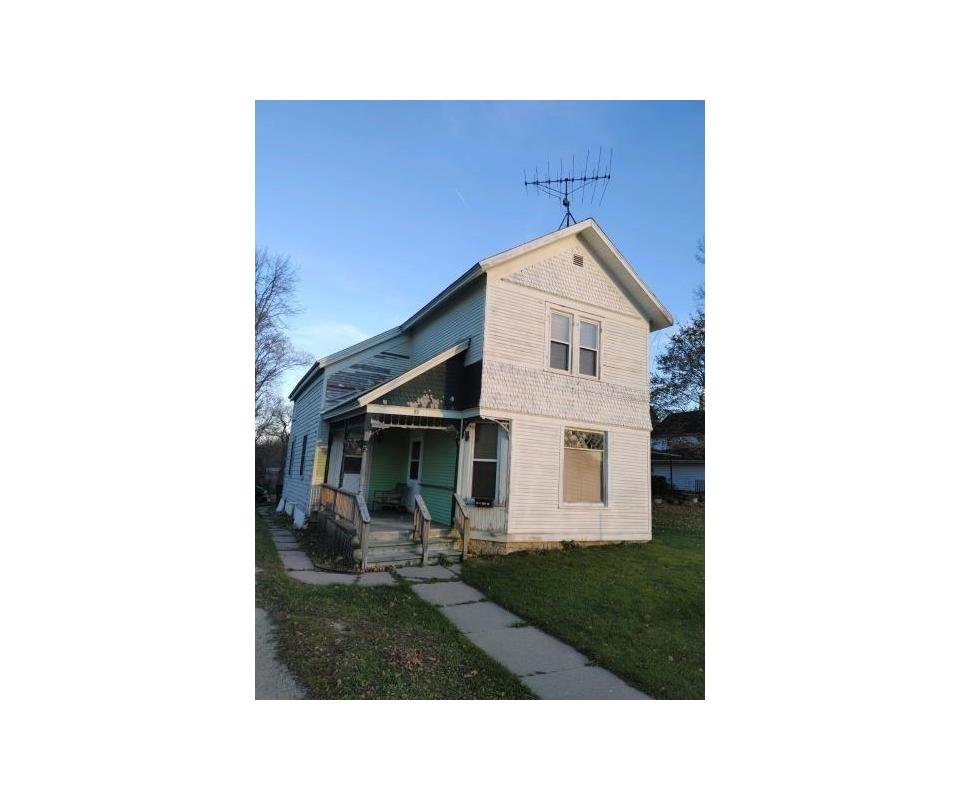 738 Real Estate Auction Markesan WI