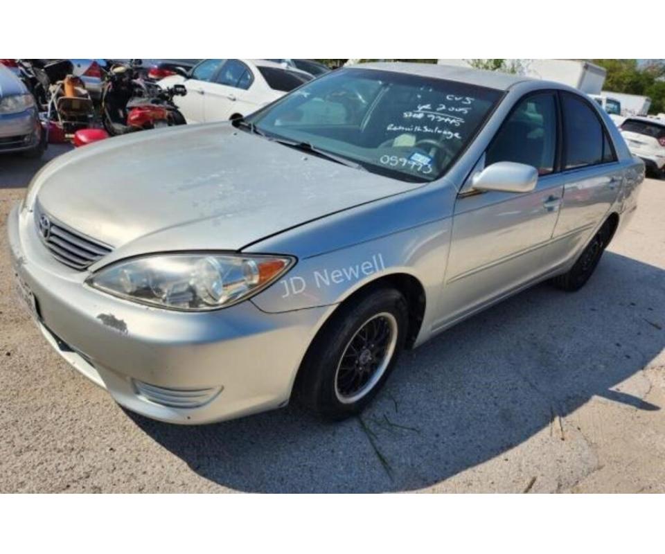 896CITY VEHICLE STORAGE