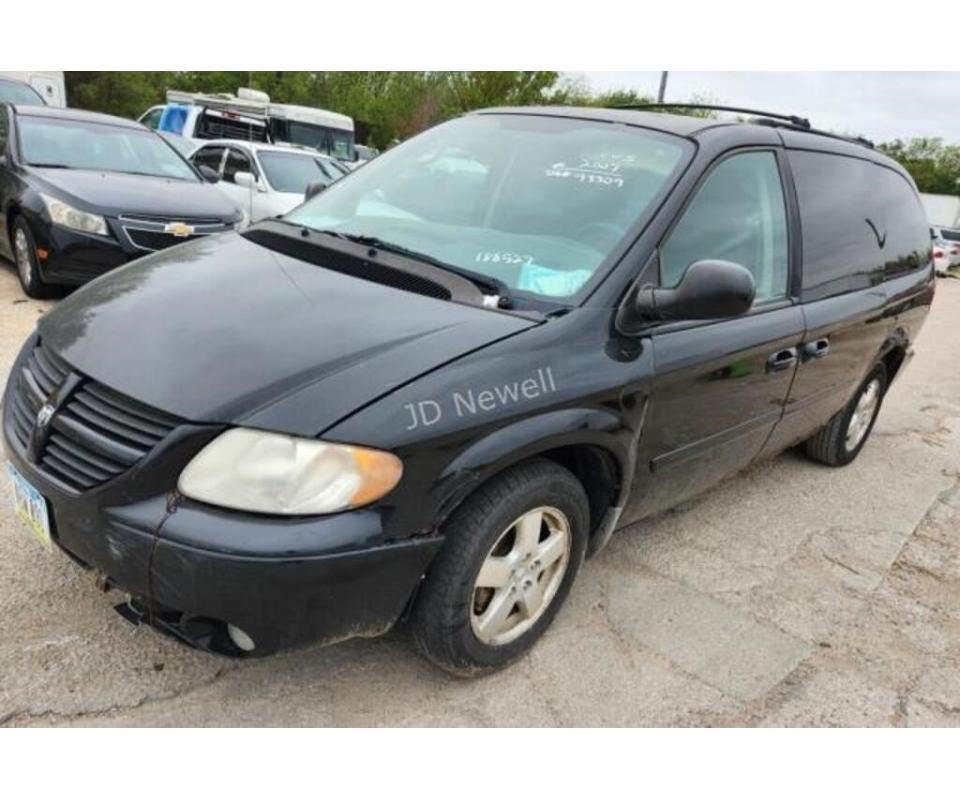 908CITY VEHICLE STORAGE