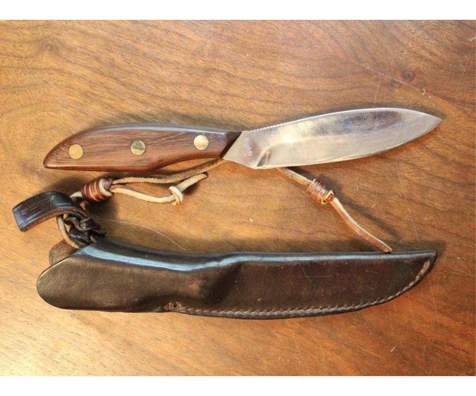 Knife Collector NKC Estate, Supplies, Materials & Knives