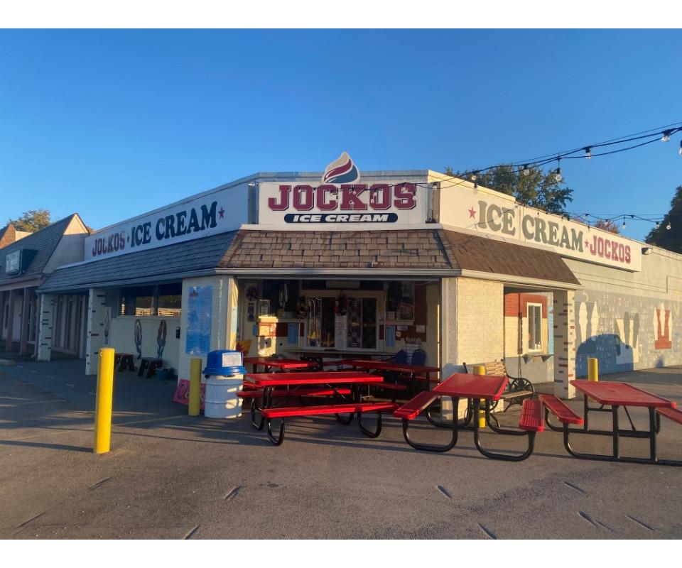 Landmark Location of Jockos Ice Cream Store at Online Auction