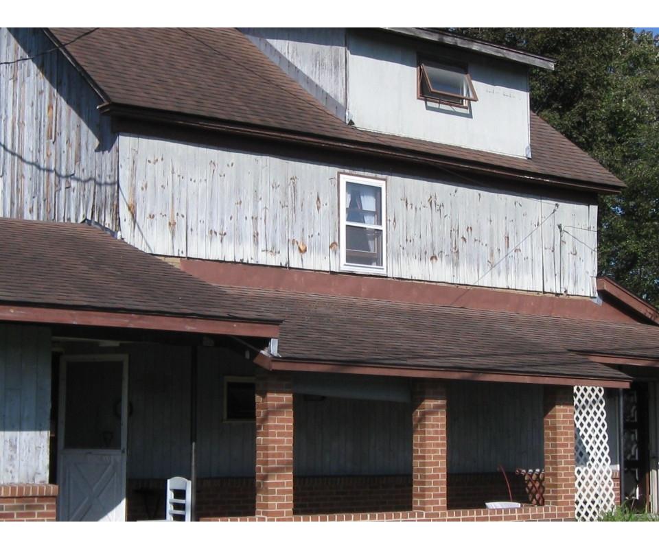 Living Estate Auction