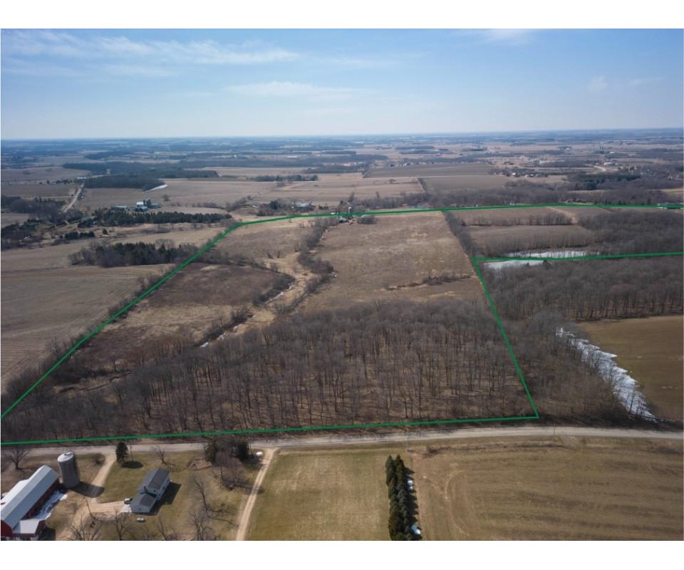 154 Acre FARM in Iron Ridge, WI For Sale by Online Bidding