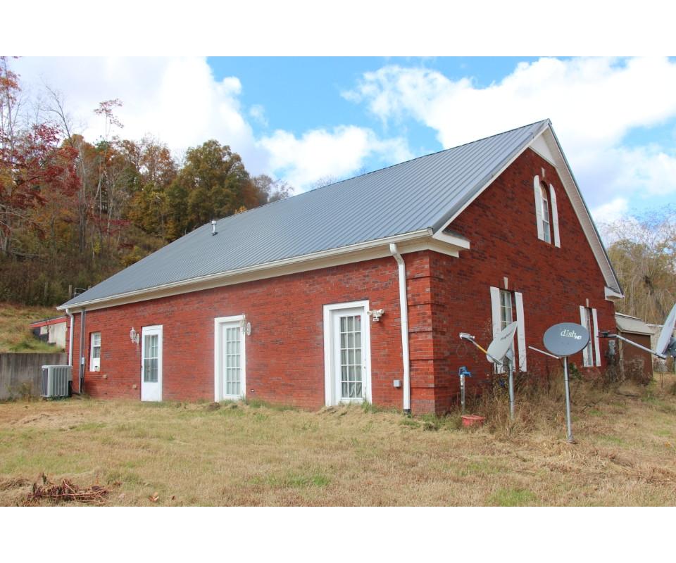 100 Acres 2 Houses Campbellsville