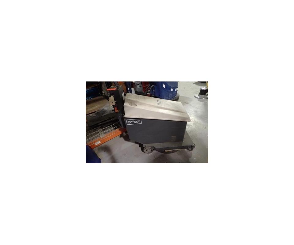 Multi Function Floor Cleaning Machine Specifications Features 1 Power 750w 2 Voltage 220v 50hz 3 Diameter 13 4 Speed 190rpm Controlled By Han