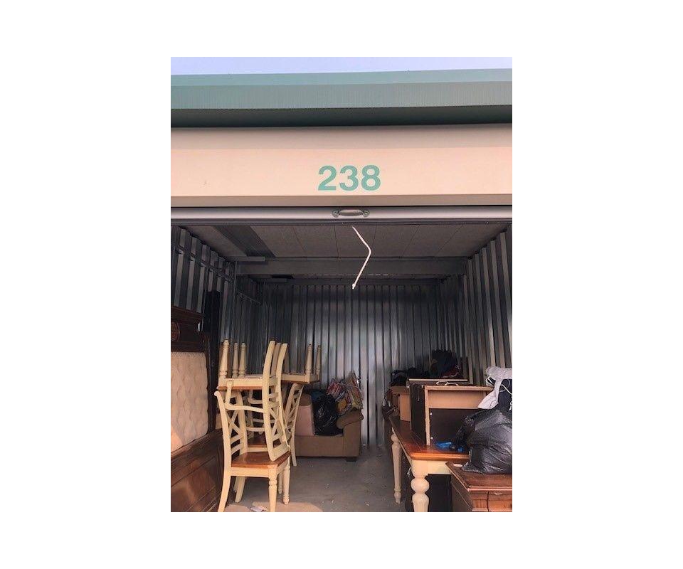 Online Storage Unit Auction