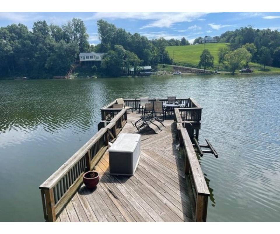 CLEAR CREEK PROPERTY AUCTION