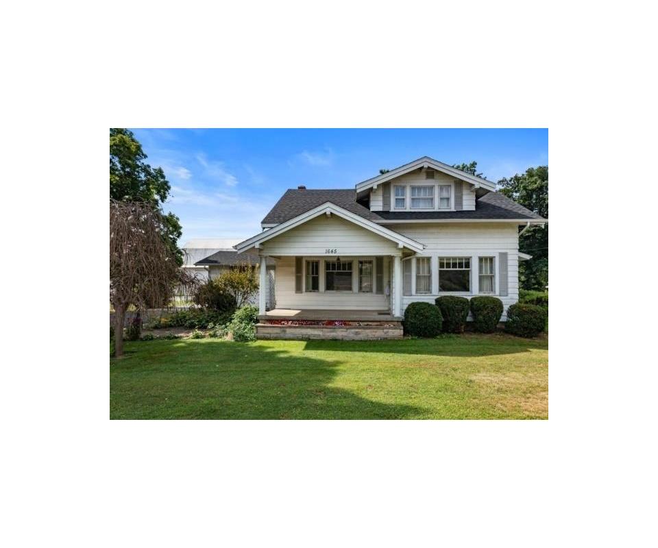 Clevenger Real Estate Auction