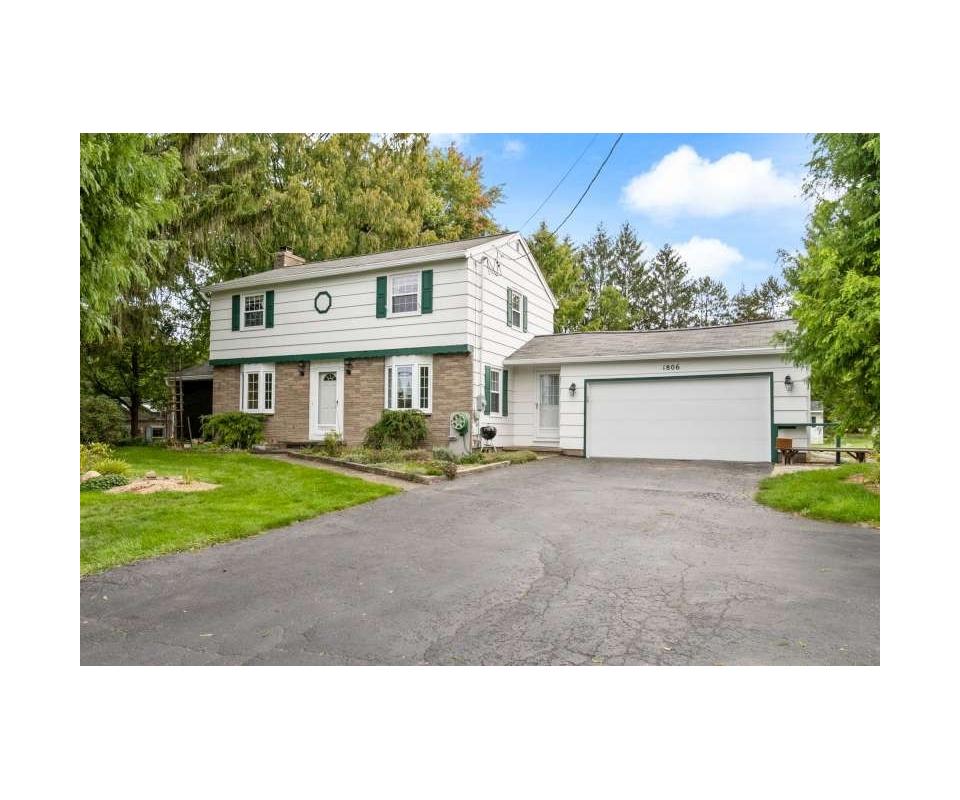 LOVE NATURE and WORKING AT HOME Mix Business and Pleasure House with