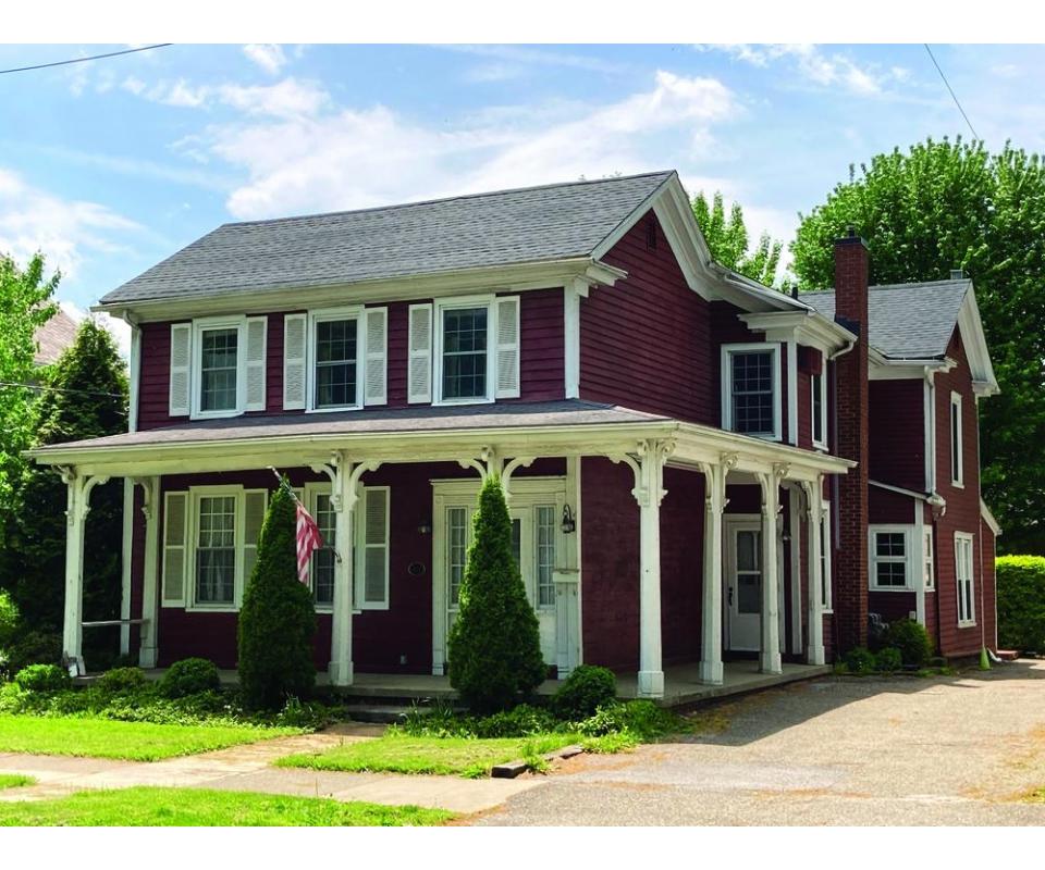 Well Maintained Duplex Salem, OH 19292