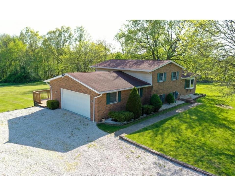 Three Bedroom, Three Full Bath Home Massillon, OH 20895