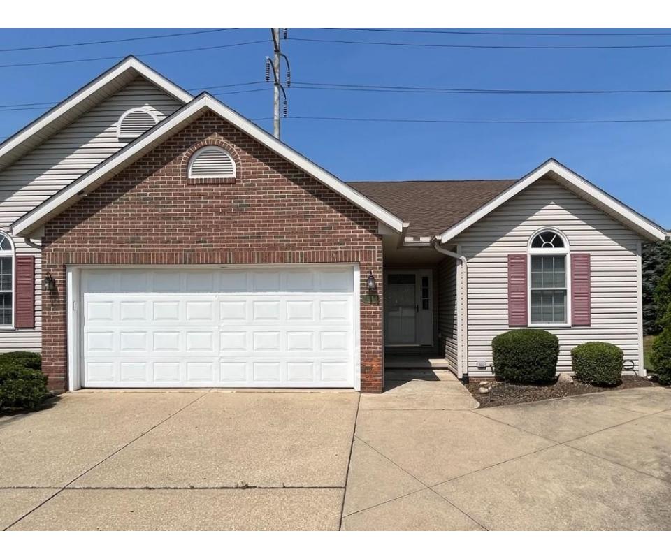 Updated TwoBed Condo Canton, OH 21588