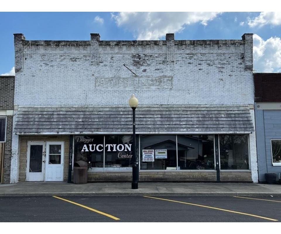 Real Estate & Personal Property Auction Dugger, IN