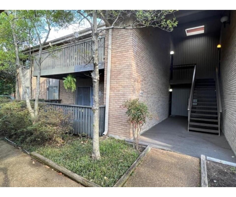 Audubon Square Condo