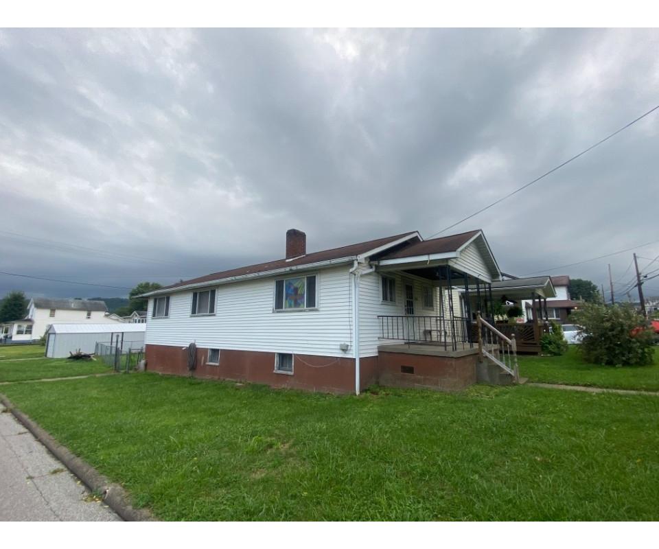 REAL ESTATE AUCTION Moundsville, WV