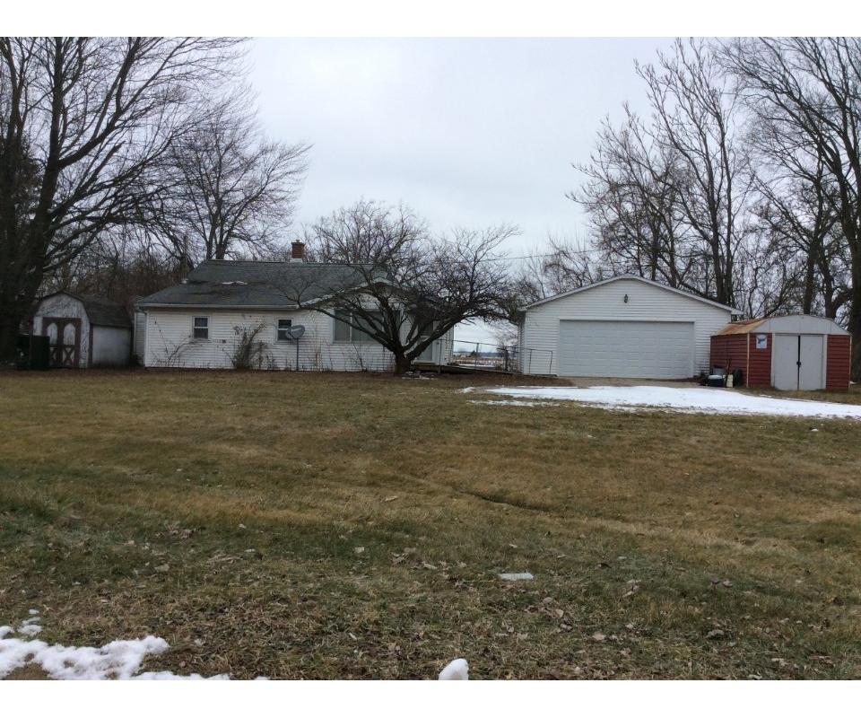 THE CHAPMAN ESTATE AUCTION! 23 BEDROOM HOME, 2CAR DETACHED GARAGE