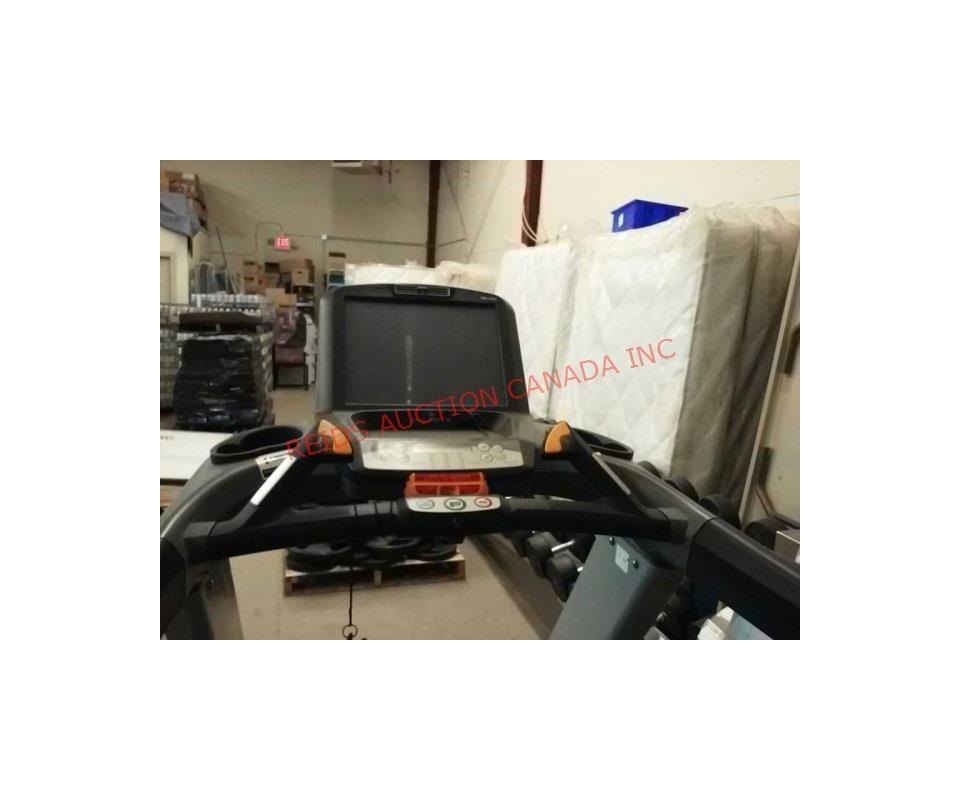 EDMONTON FITNESS EQUIPMENT AUCTION