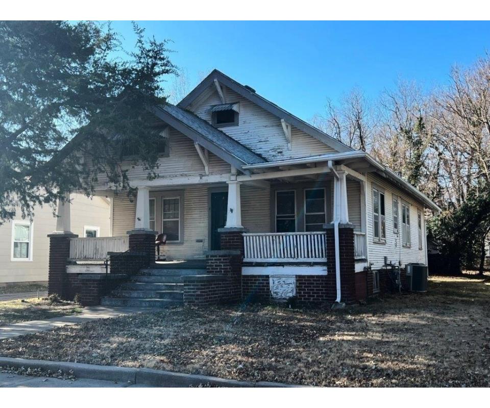 Real Estate 519 N Atchison, El Dorado KS 67042