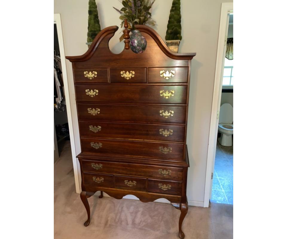 BEAUTIFUL FURNITURE ONLINE ONLY AUCTION FOREST VA