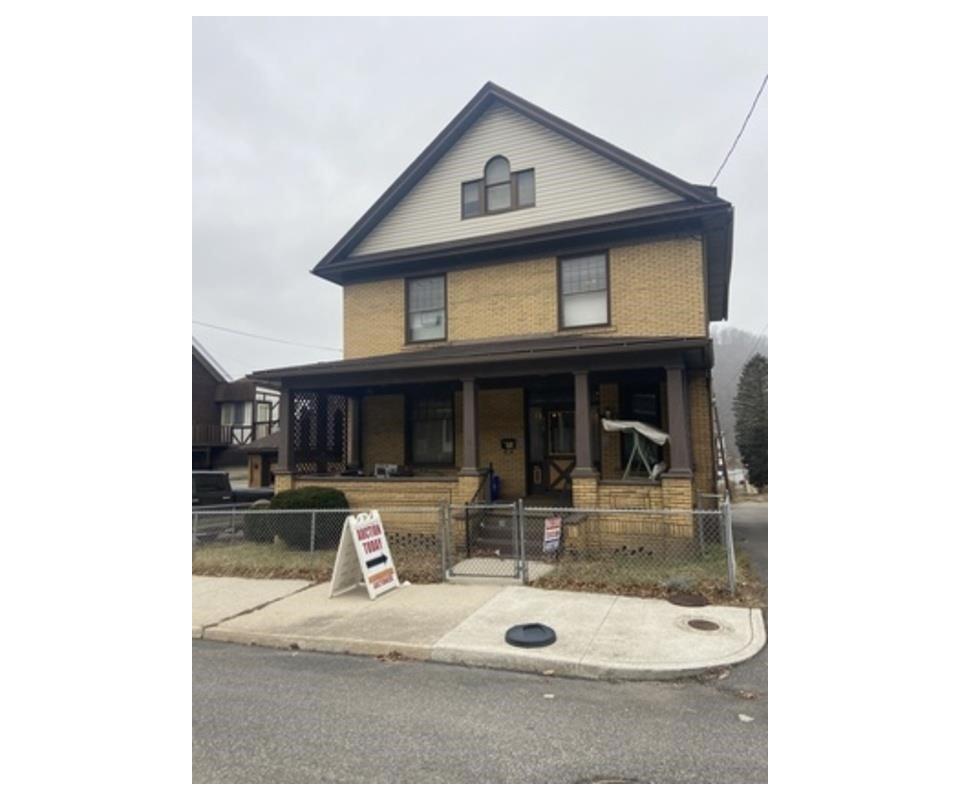 Oak Street Real Estate