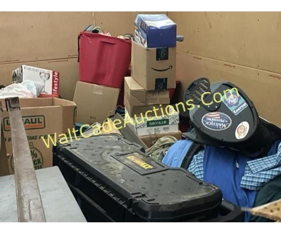 UHAUL Online Storage Auction Longview, Tx 2564