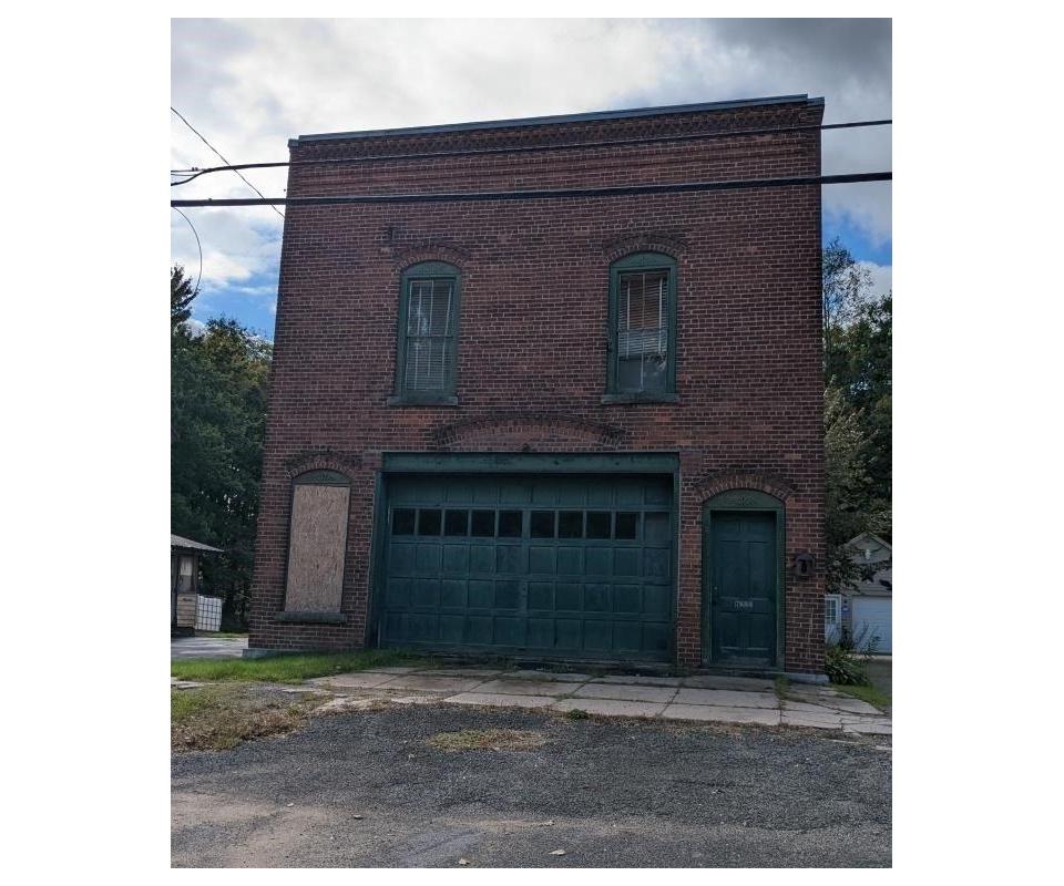 7164 East Main St Port Leyden Real Estate Auction