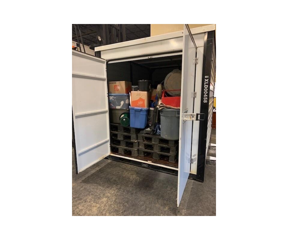 1 800 Pack Rat METHUEN MA Storage Auction