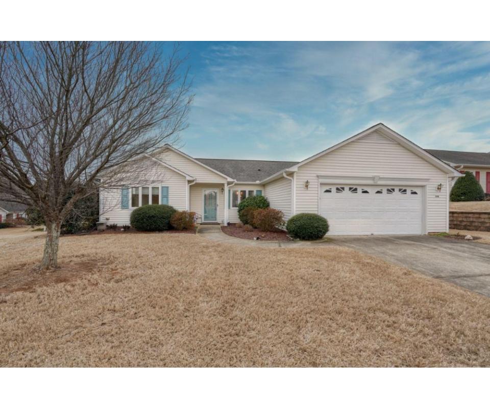 55+ Luxury Living in Greenville, SC Rolling Green Village