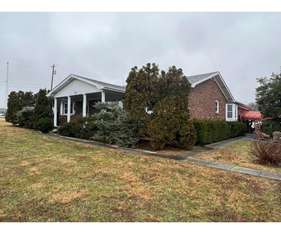 HOME BARNS 6 ACRES ONLINE BIDDING ONLY ENDS TUES., MAR. 28th 4