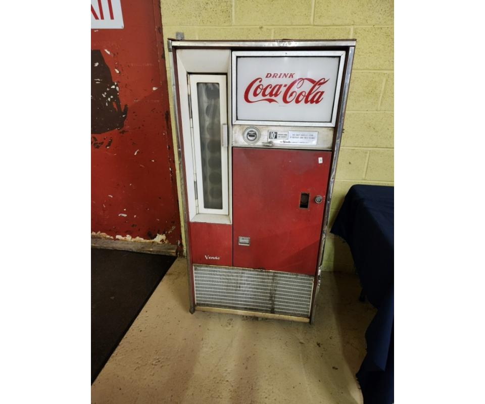 Large Live Auction Youngstown Ohio